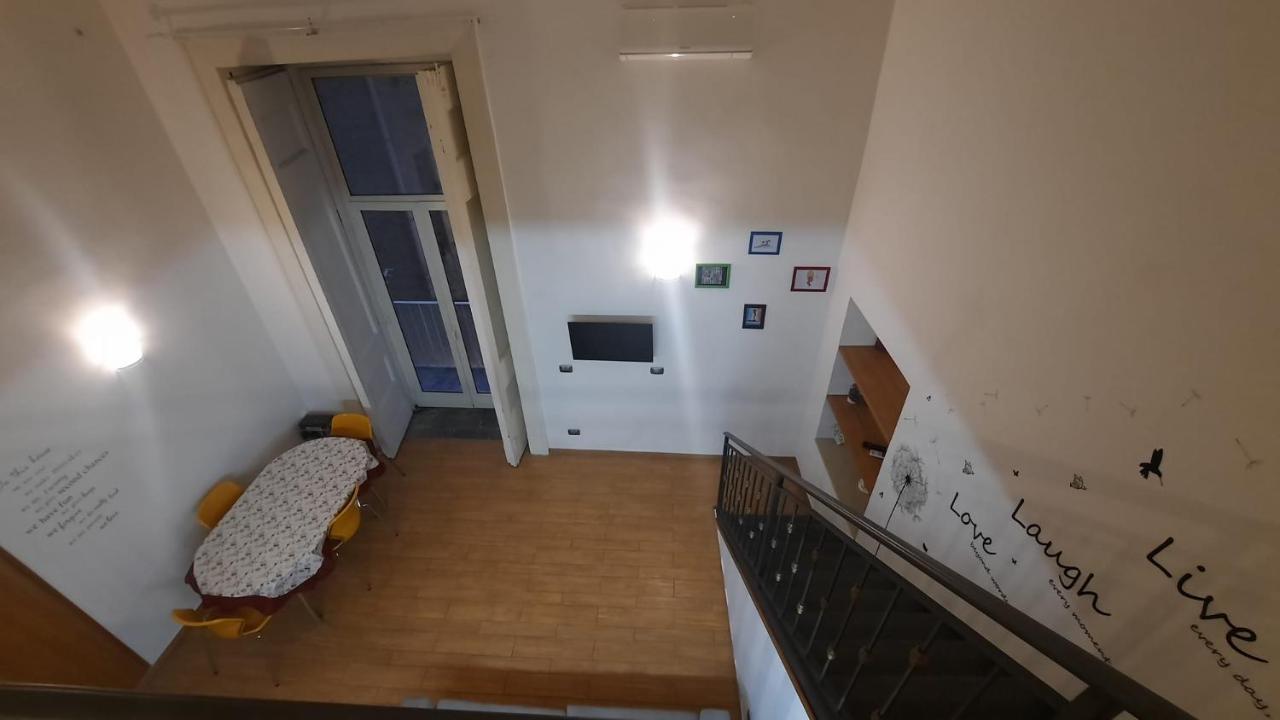 White Home Quartieri Spagnoli نابولي المظهر الخارجي الصورة