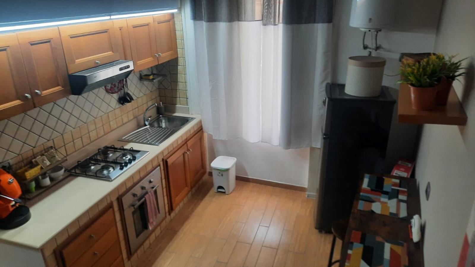White Home Quartieri Spagnoli نابولي المظهر الخارجي الصورة