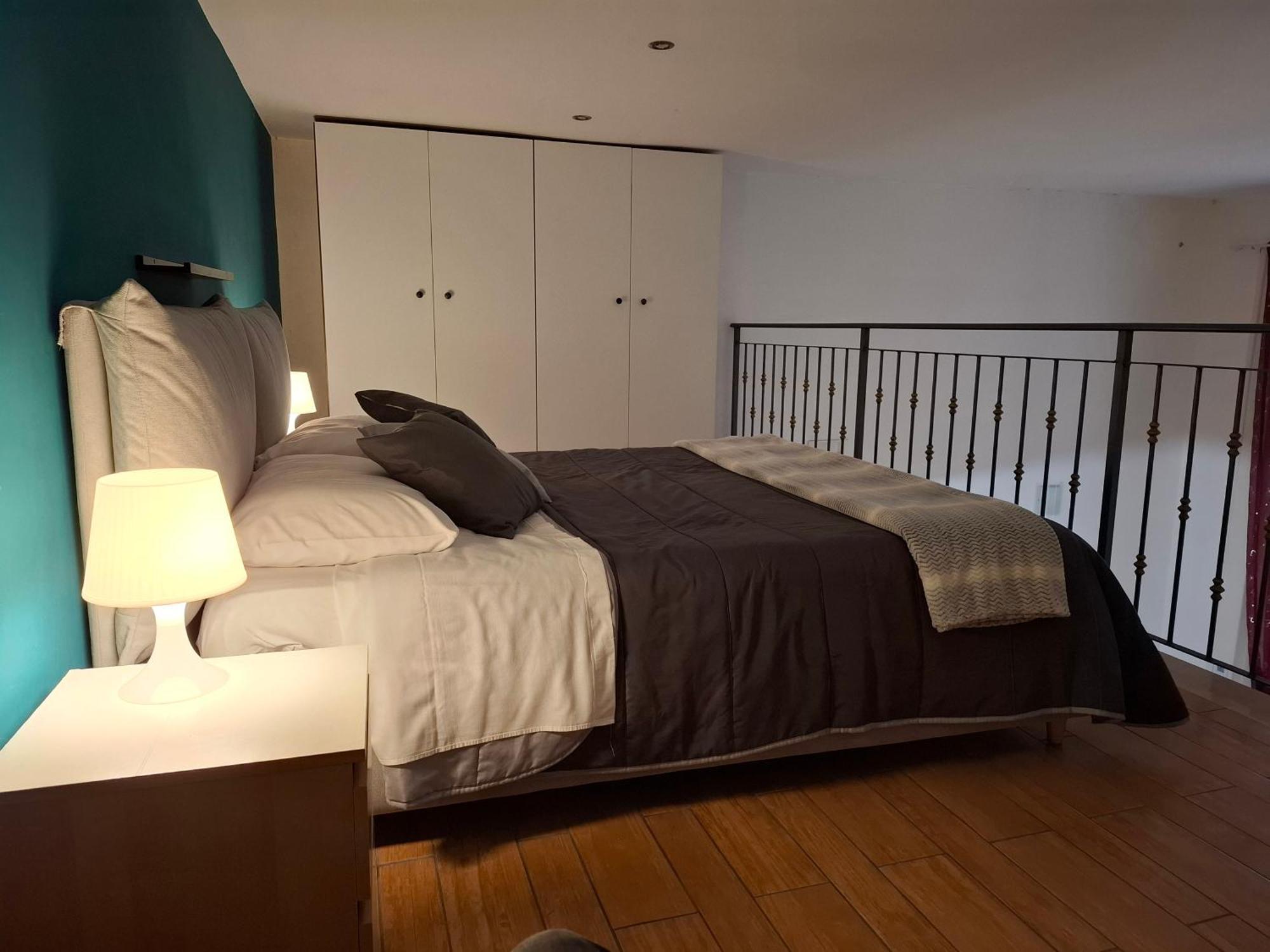 White Home Quartieri Spagnoli نابولي المظهر الخارجي الصورة